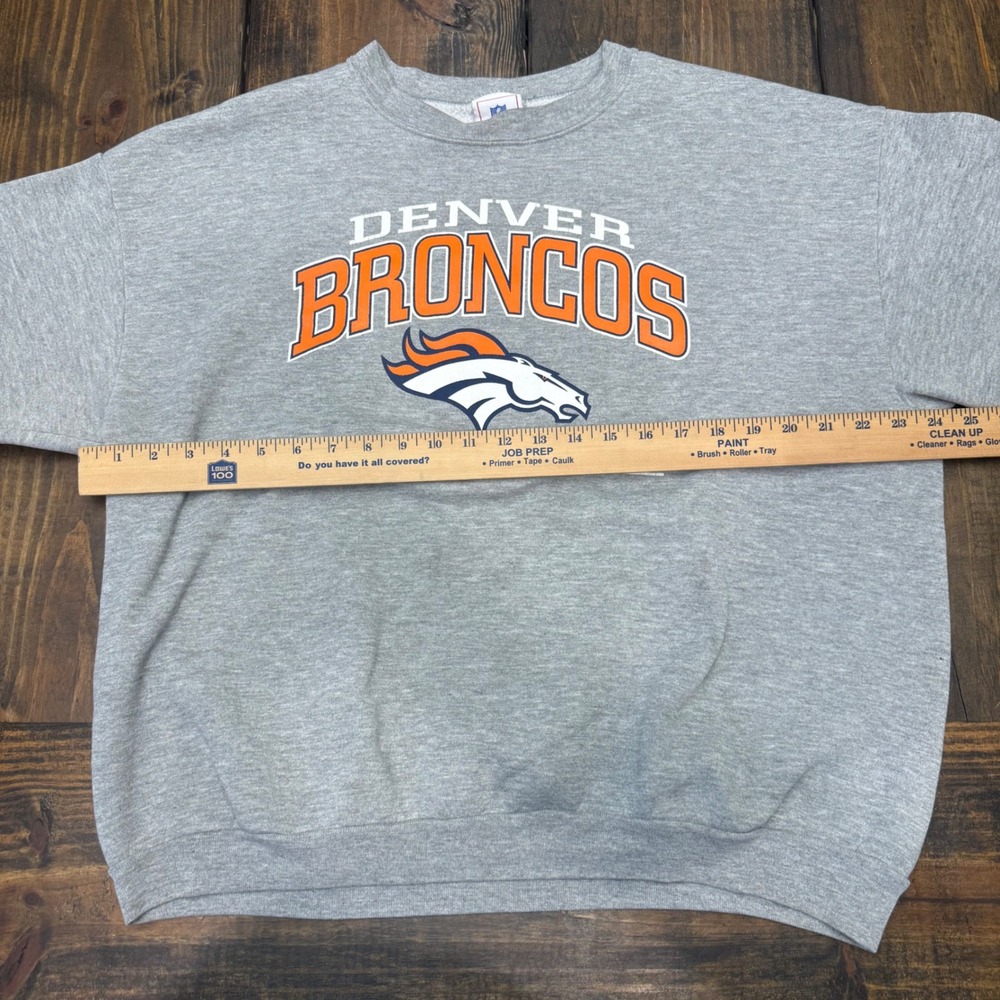 Vintage Denver Broncos NFL Sweatshirt Gray VF Imagewear Crewneck Mens XL y2k 90s - Picture 6 of 7